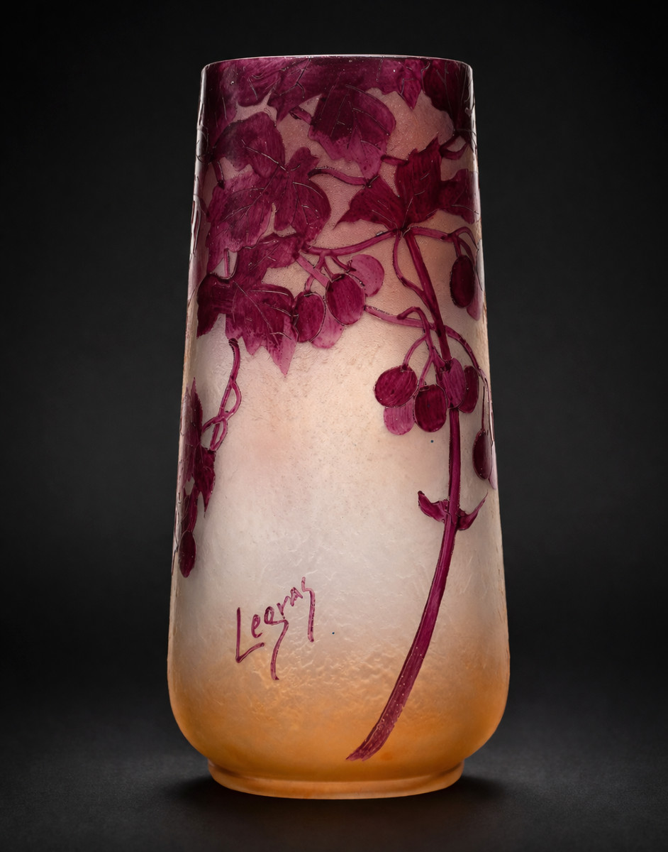 Vase Cornet Theodore Legras , Serie Rubis , Verre Givré & Dégagé à l'Acide , Art Nouveau XIXe