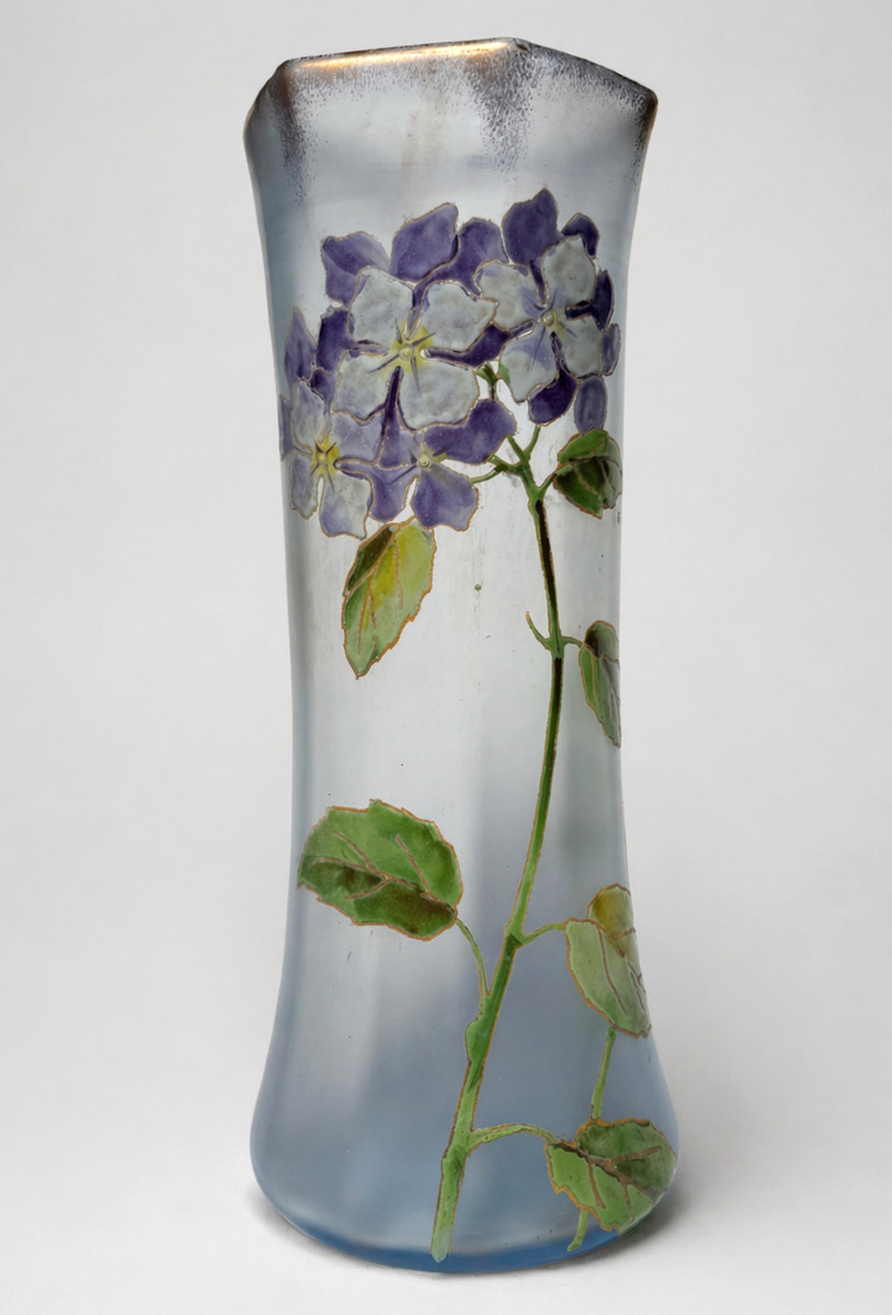 Vase Boule En Verre Emaillé , Modele Hortensia De Theodore Legras , XIXe Art Nouveau
