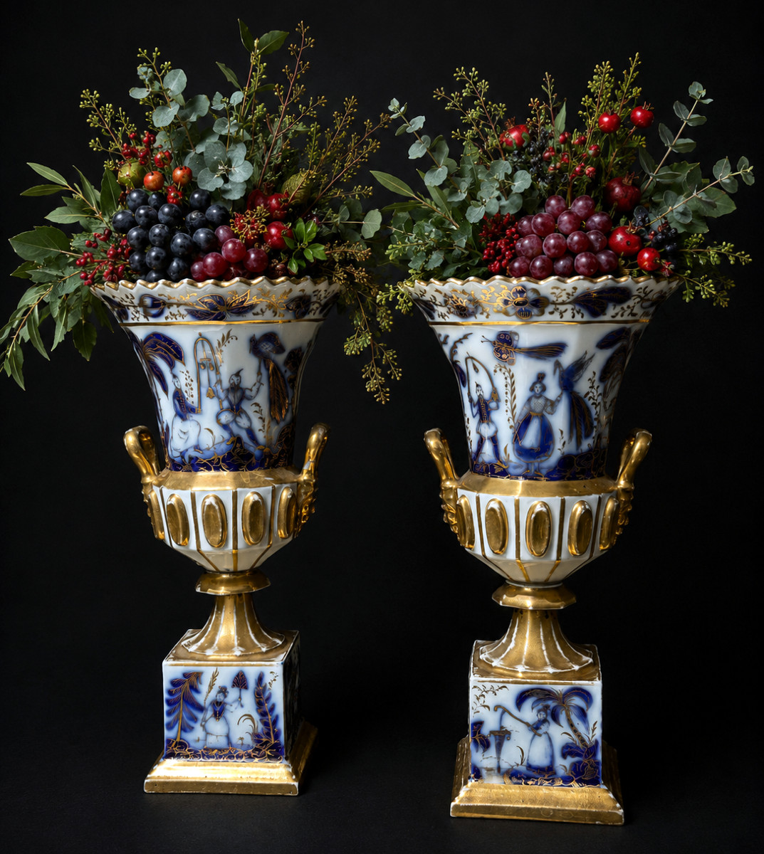 Pair Of Medicis Vases Porcelaine De Paris , Chinoisant , Asie Vers 1830 , Troubadour XIXe