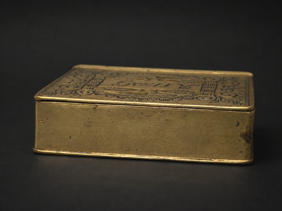Tabatiere XVIIIe , Boite à Tabac , Laiton Gravé , Datée 1732 , Monogrammée Rg , Louis XV-photo-3