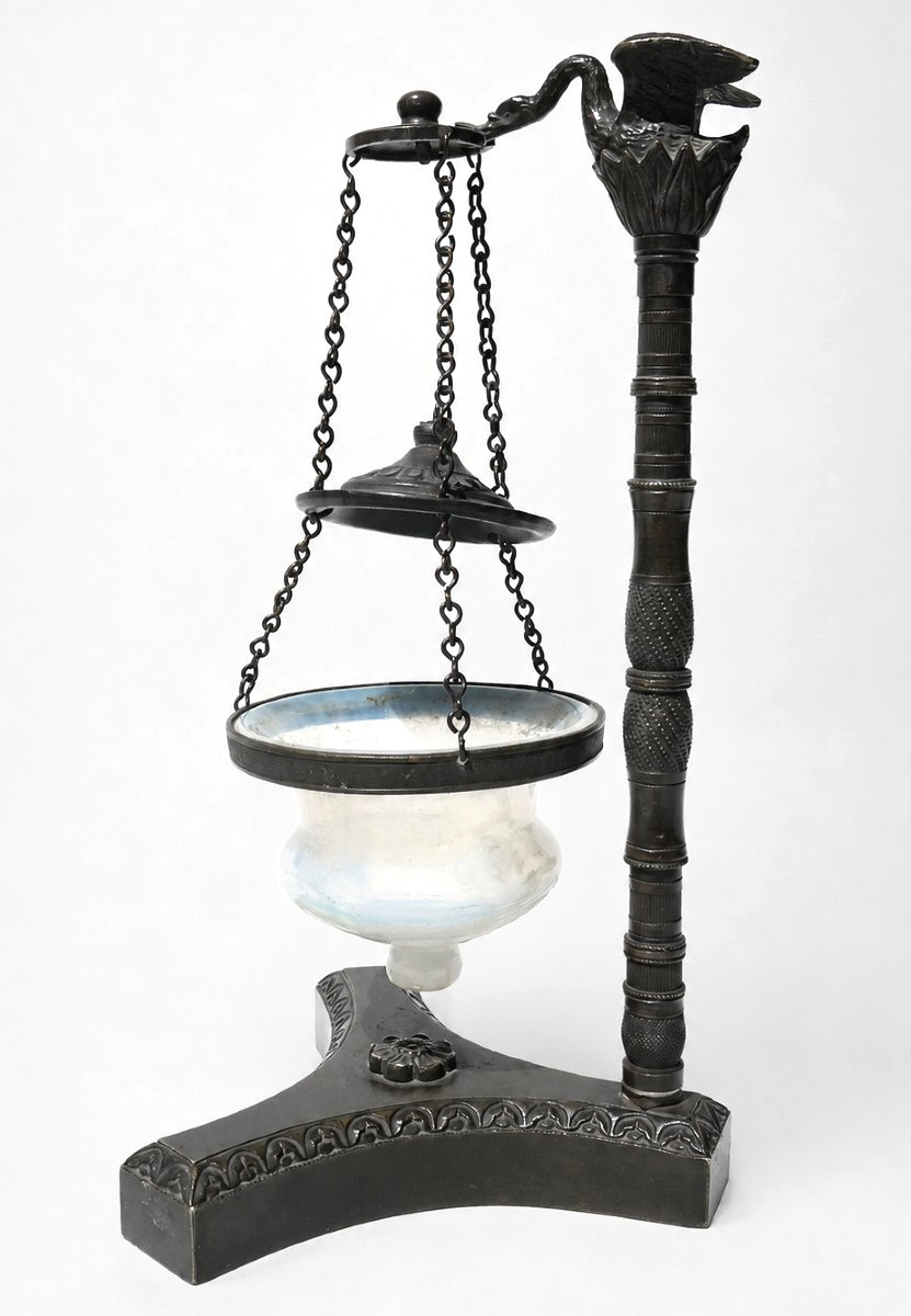 Lampe Veilleuse Epoque Charles X , Bronze Neo Gothique XIXe 1820 Opaline Savonneuse Bougeoir-photo-2