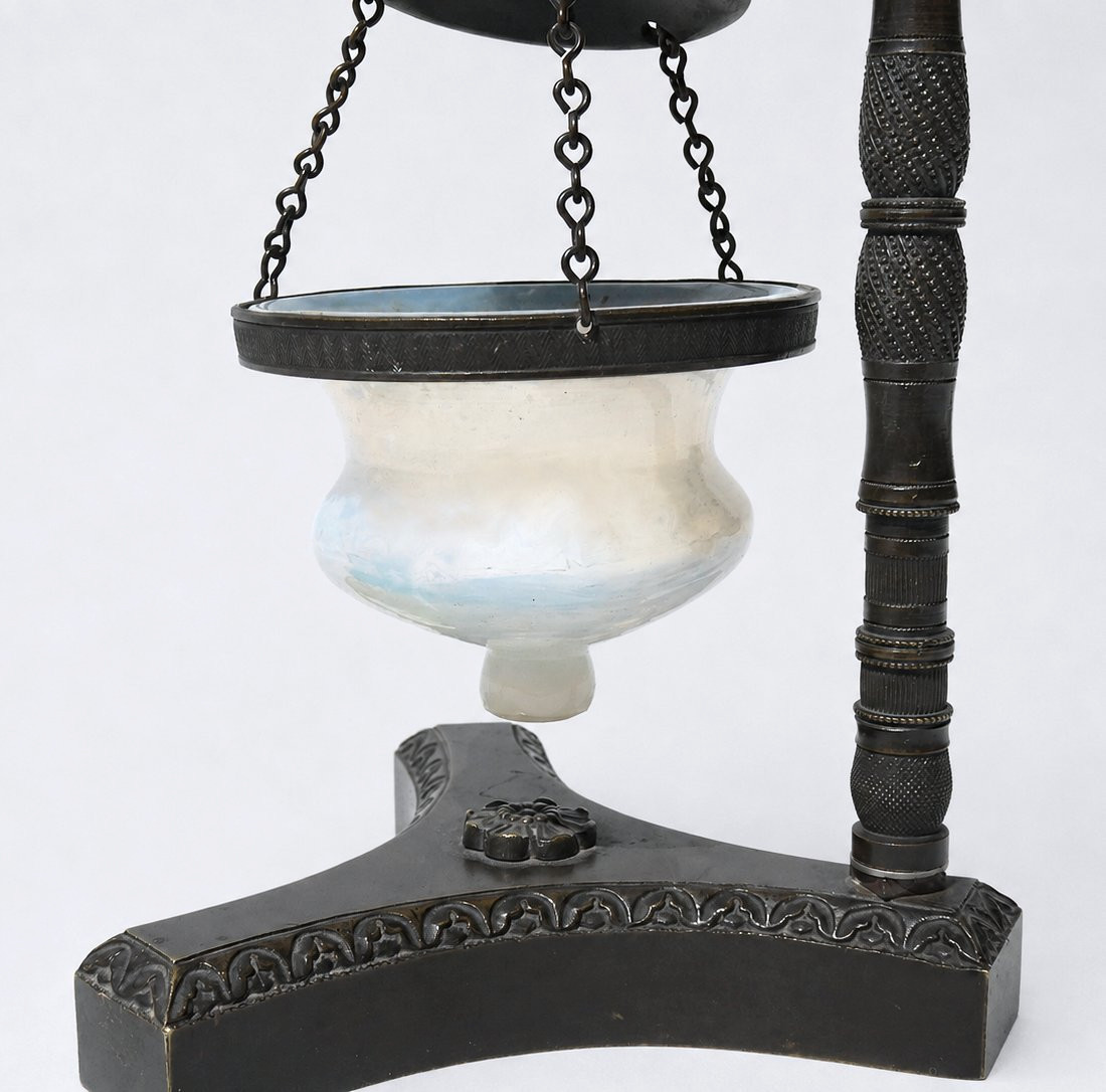 Lampe Veilleuse Epoque Charles X , Bronze Neo Gothique XIXe 1820 Opaline Savonneuse Bougeoir-photo-4