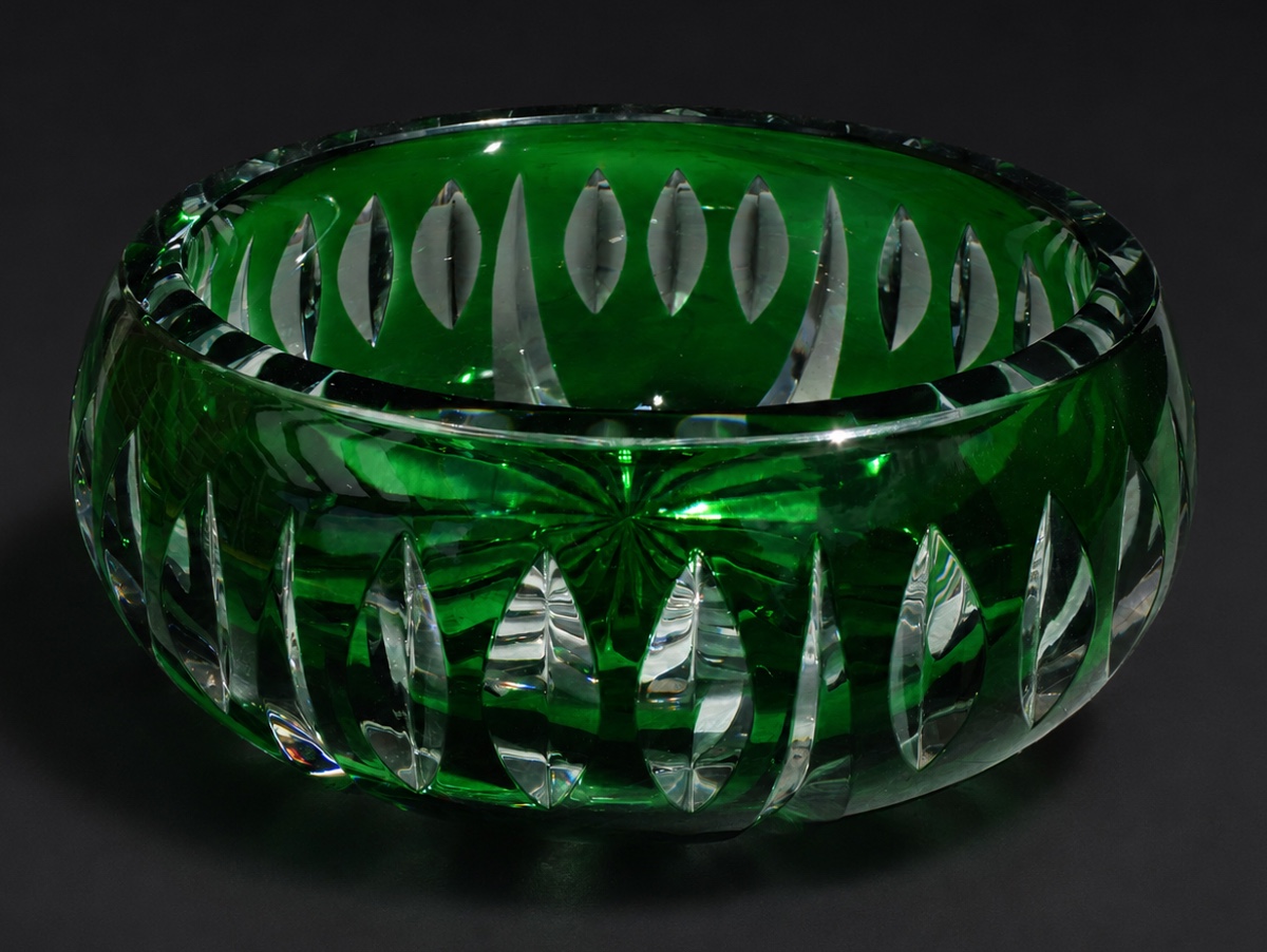 Saladier En Cristal Taillé De Saint Louis , Vert Émeraude 1900 , Coupe