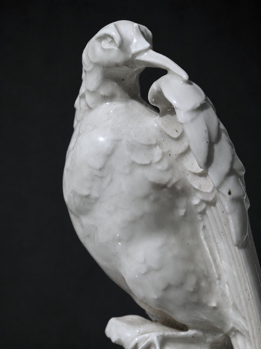 German White Porcelain Animal Subject , Exotic Bird In Nest , Circa 1930 , Paradise-photo-3