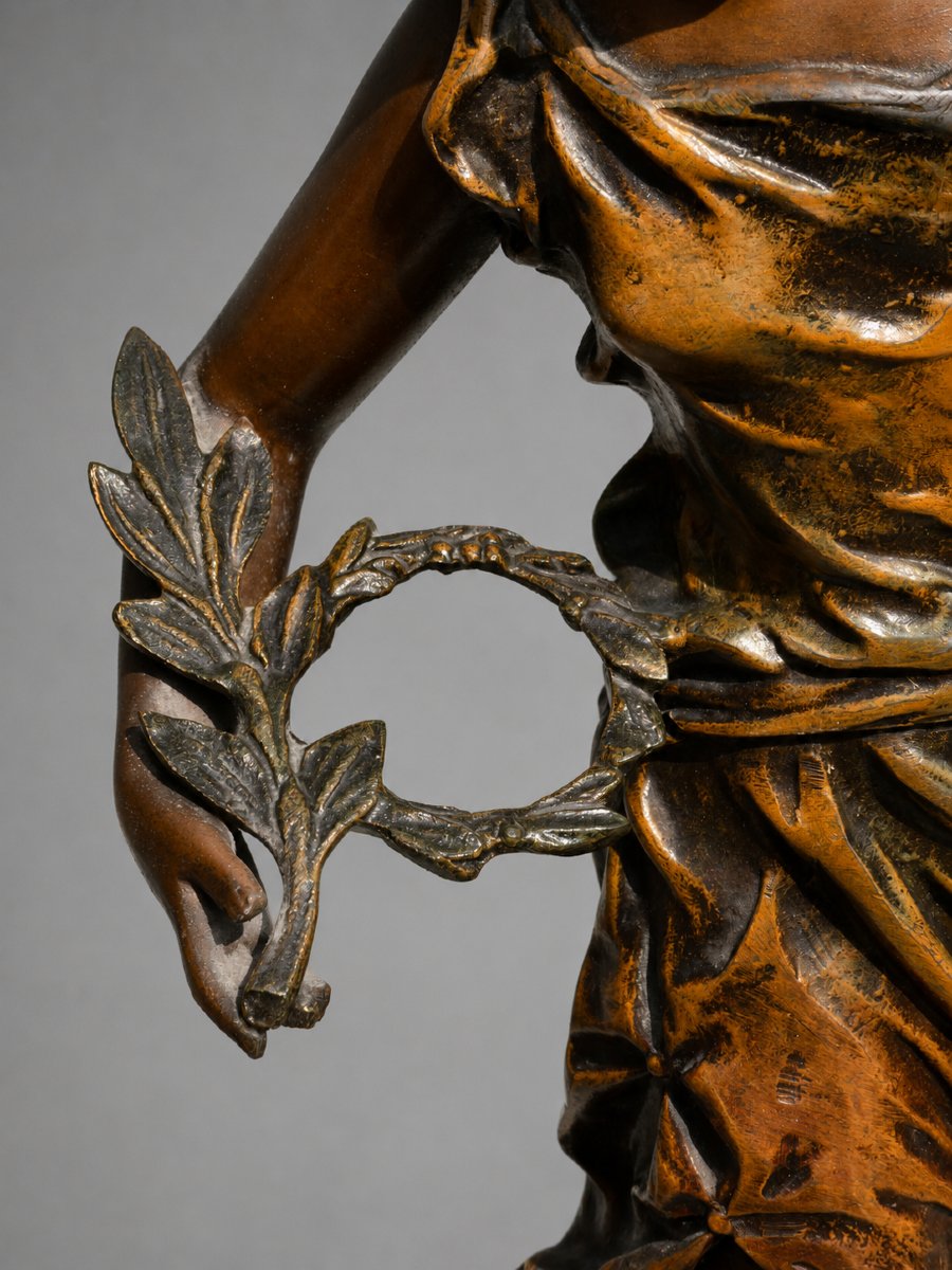 Grande Sculpture , Jeune Femme , Allégorie Du Merite ; XIXe ; Art Nouveau Regulé Patiné Bronze-photo-2