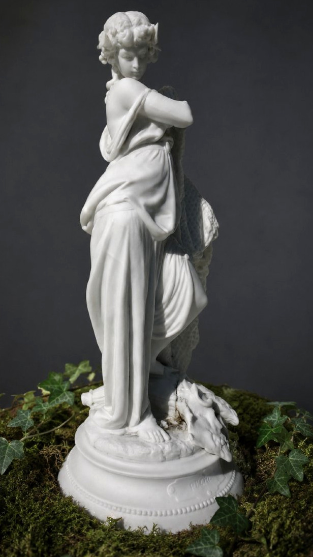 Sculpture En Biscuit Naturel , Allégorie De La Pêche , Napoleon III , Jeune Femme Naiade XIXe