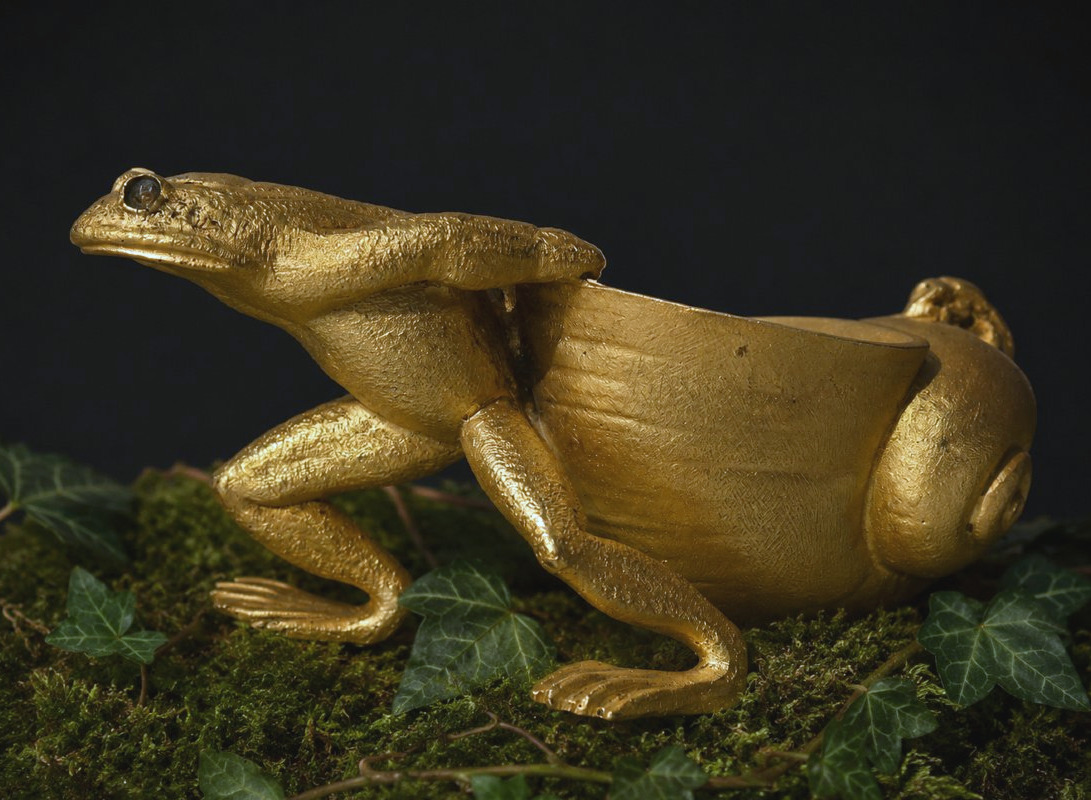 Vide-poche En Bronze Doré Signé Louchet Grenouille et coquillage  Art Nouveau , Sujet Animalier