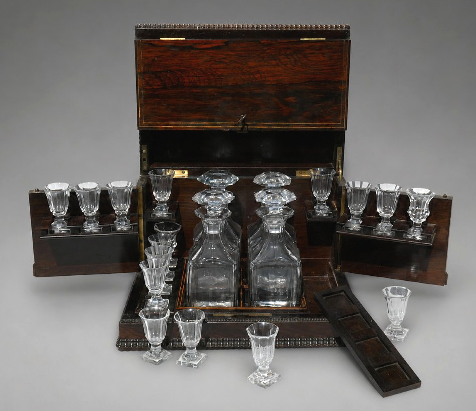 Flamed Mahogany Liqueur Cellar, Cigars - Restoration Period, 19th Century , Casket , Baccarat-photo-4