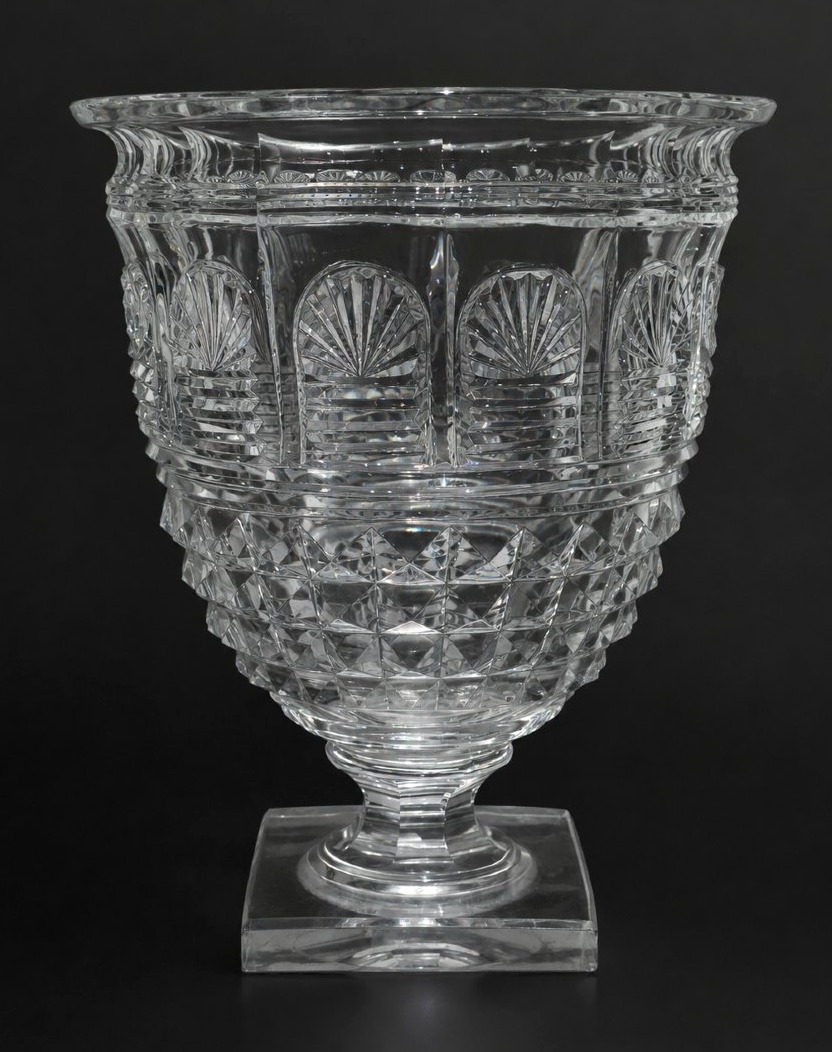 Vase Cratere En Cristal Taillé De Baccarat , Style Premier Empire , Vase Medicis XIXe , -photo-3