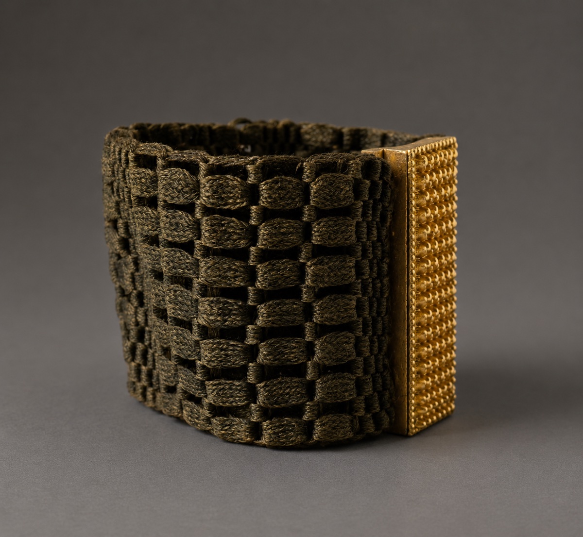 BRACELET MANCHETTE EPOQUE NAPOLEON III , SOUVENIR MARQUETERIE DE CHEVEUX POMPONNE BIJOU XIXE-photo-4