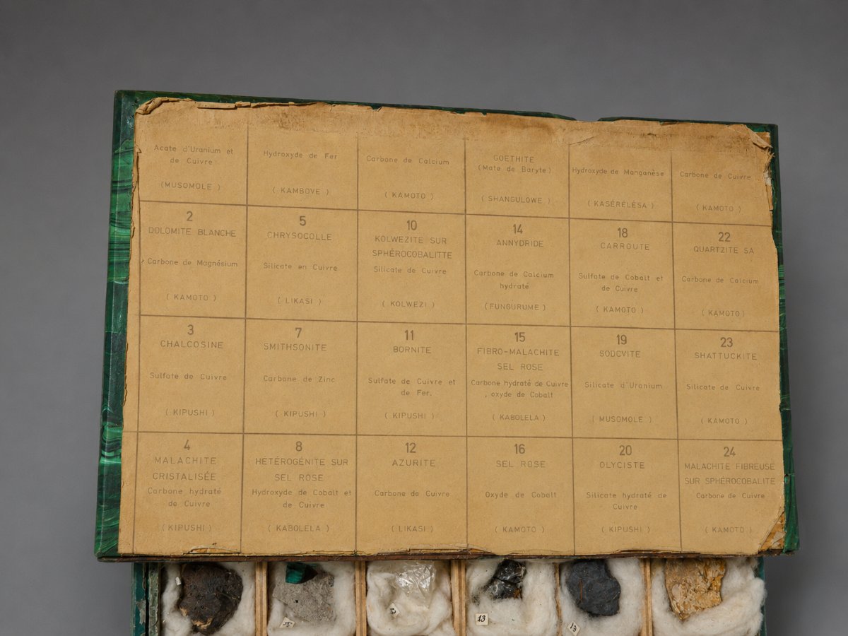 Malachite Book In -photo-4