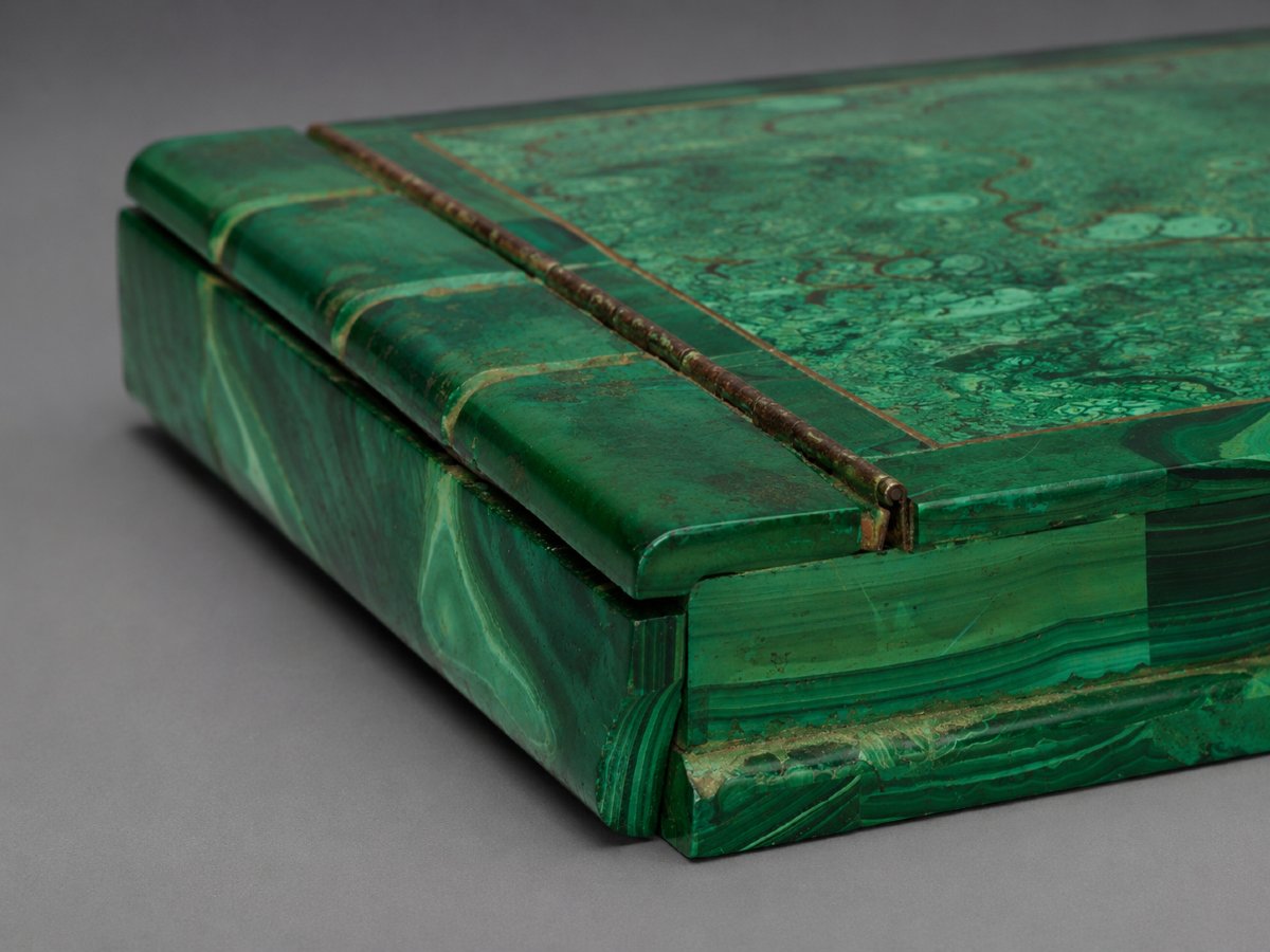 Malachite Book In -photo-4