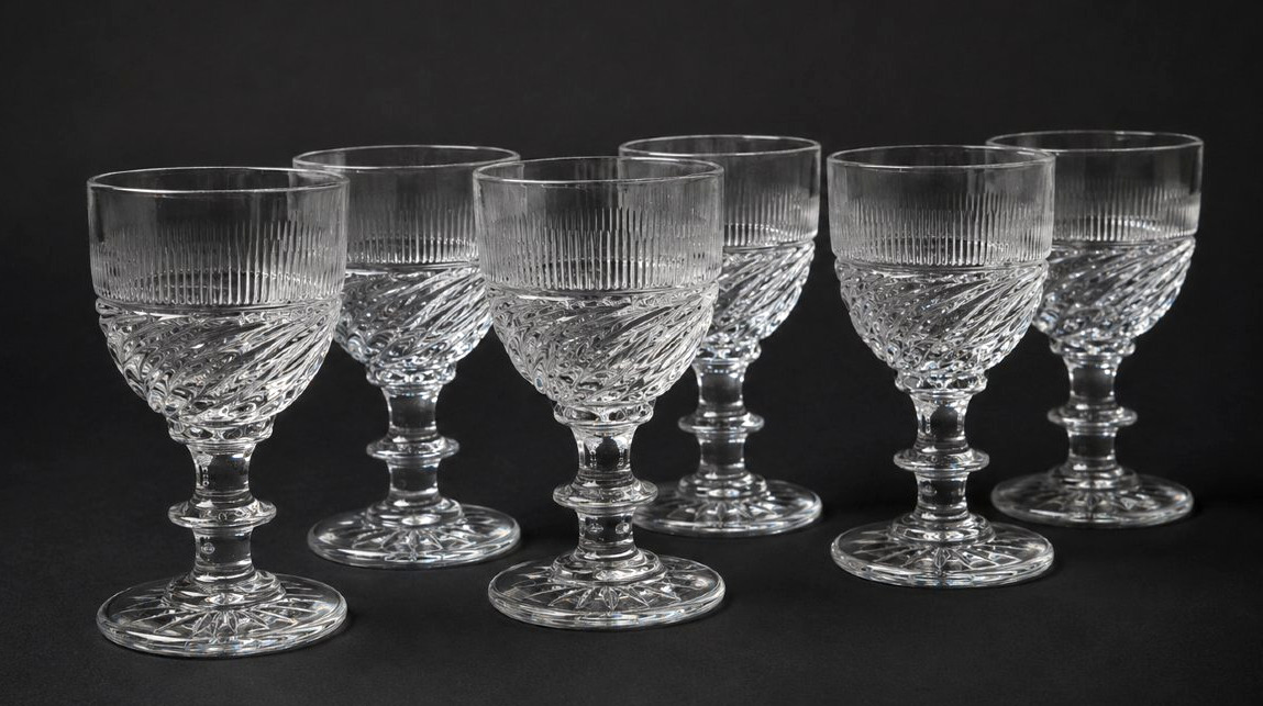 Serie de 6 verres En cristal Taillé & Moulé de Baccarat , Epoque Charles X , Style Empire 1800-photo-2
