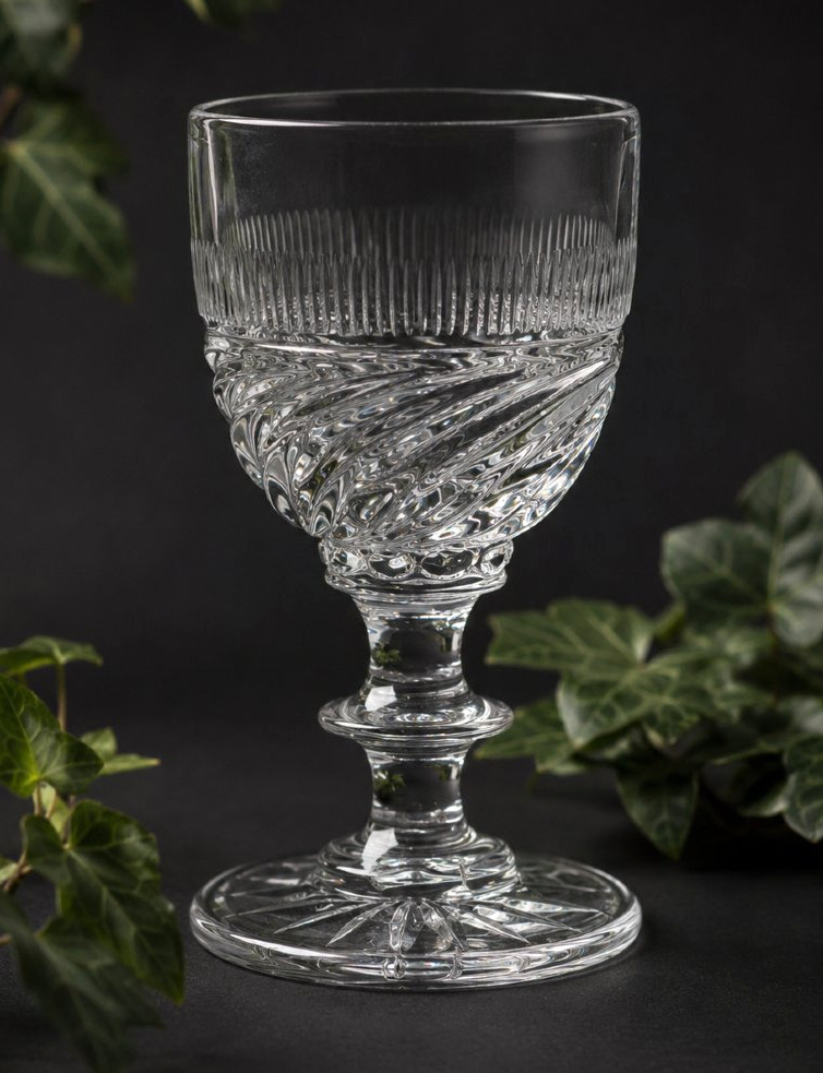 Serie de 6 verres En cristal Taillé & Moulé de Baccarat , Epoque Charles X , Style Empire 1800 -photo-2
