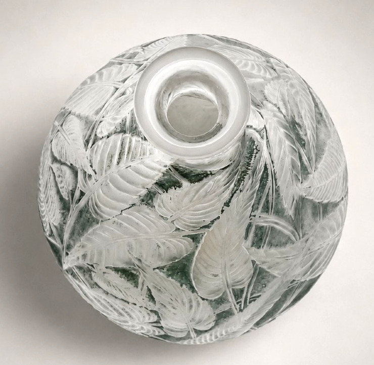 Art Deco Vase, Signed René Lalique, Blue Patina, Sage Leaves, 1924, -photo-1