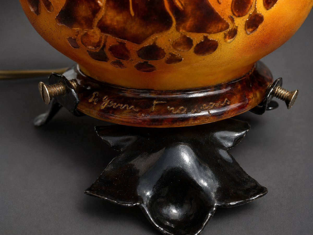 Lampe veilleuse « Le Verre Français » Décor de fleurs de digitale Pâte de verre Art Nouveau-photo-4