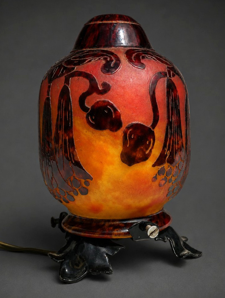 Lampe veilleuse « Le Verre Français » Décor de fleurs de digitale Pâte de verre Art Nouveau-photo-2