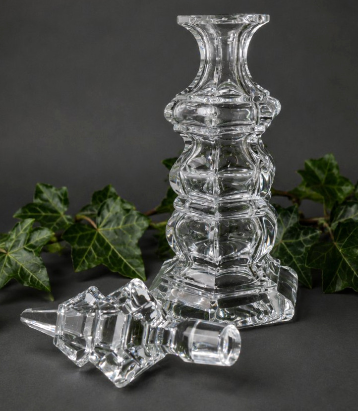 Flacon à parfum en cristal taillé De Baccarat – Époque Restauration, vers 1820-1830 XIXe -photo-3