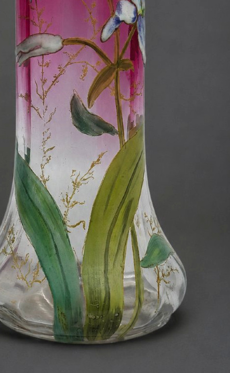 Vase en verre émaillé de Théodore Legras Décor de lys  Époque Art nouveau XIXe Saint Denis-photo-1