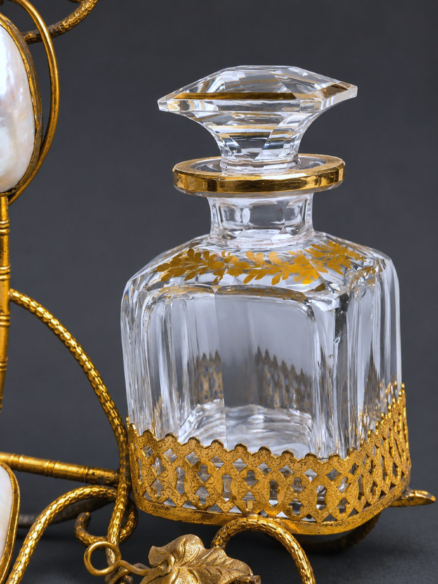Nécessaire de toilette Nacre & cristal de Baccarat Époque Napoléon III Singe Parfum XIXe Paris-photo-3