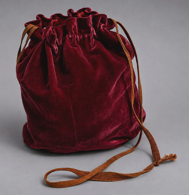 Bourse Lithurgique En Velours Cramoisi Brodé à l’Agneau Pascal – XIXe siècle , Quete , Broderie-photo-2
