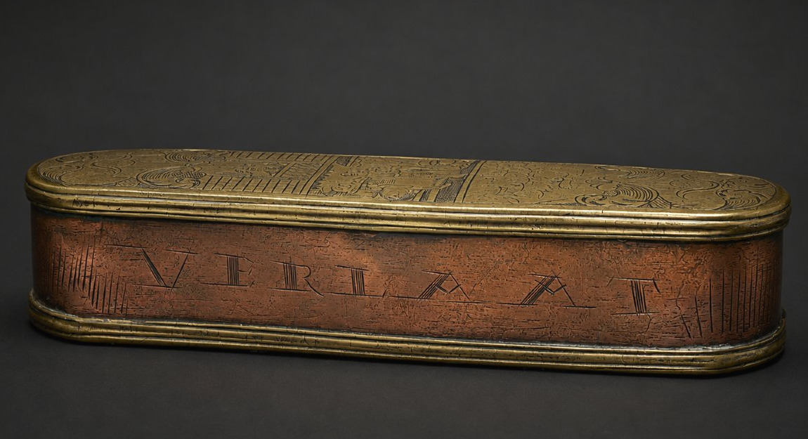 tabatière hollandaise en cuivre et laiton gravé – XVIIIe siècle - Mecanisme Boite A Tabac-photo-2