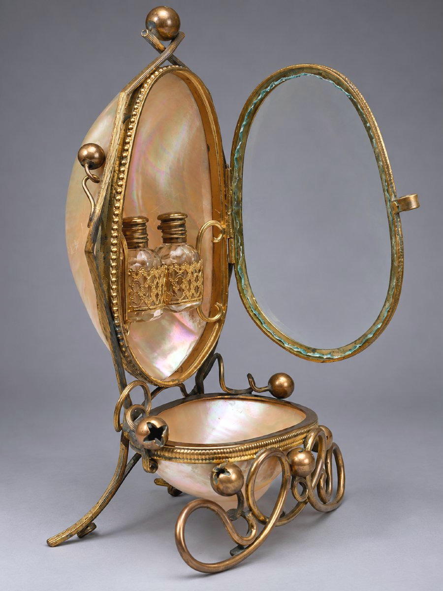 Perfume Cabinet, Palais Royal, Napoleonic III Period, 19th-century Baccarat; Mother-of-pearl Fragrance Box-photo-2