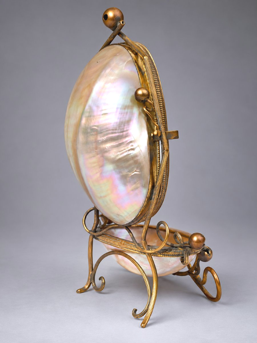 Perfume Cabinet, Palais Royal, Napoleonic III Period, 19th-century Baccarat; Mother-of-pearl Fragrance Box-photo-1