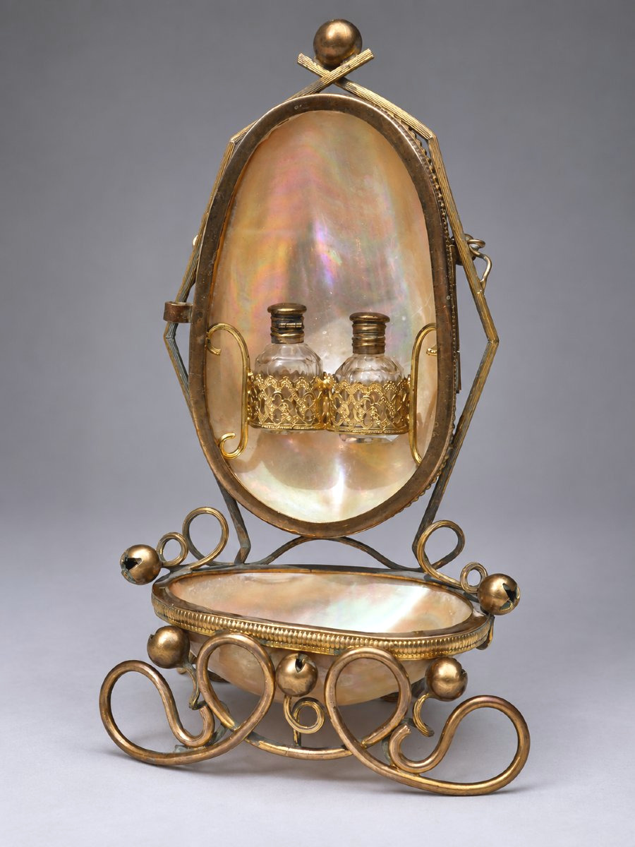 Perfume Cabinet, Palais Royal, Napoleonic III Period, 19th-century Baccarat; Mother-of-pearl Fragrance Box-photo-4