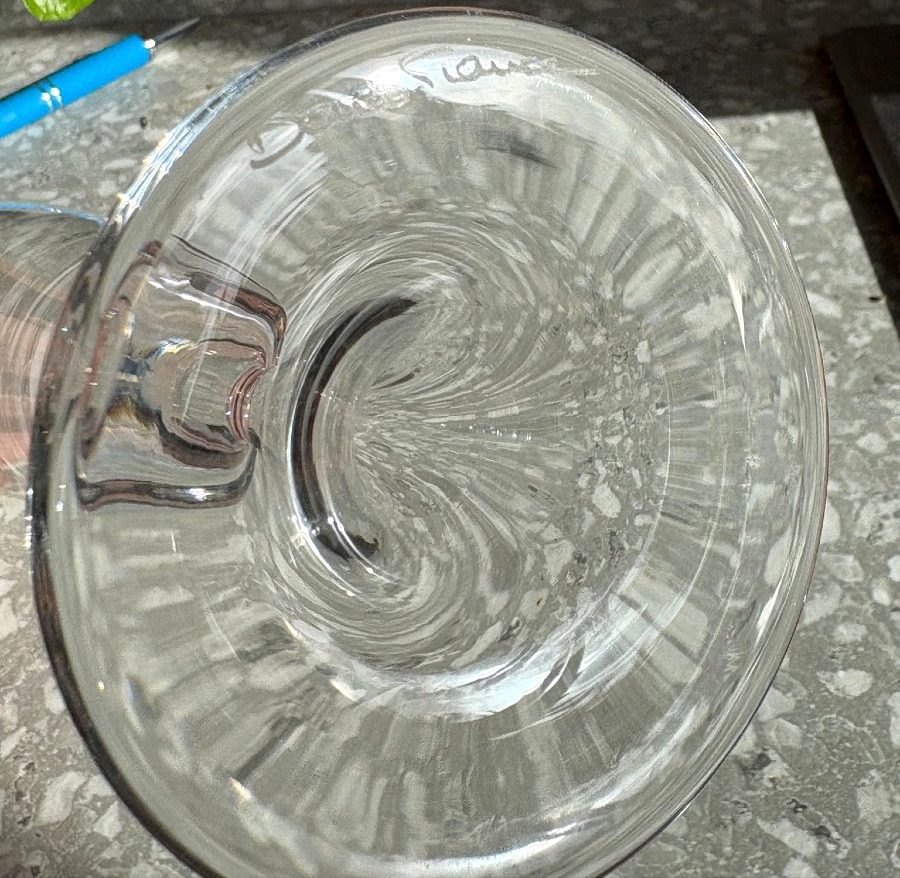 Serie de 12 Flutes à champagne En Cristal De Daum France  , Presentées En Boite XXe Siecle-photo-1