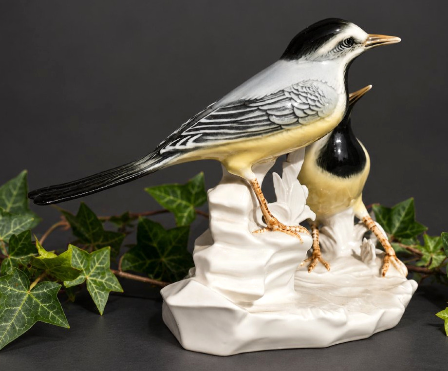 Porcelain Set, Trendy Birds Signed By Karl Ens, Art Deco Stream Wagtails-photo-3