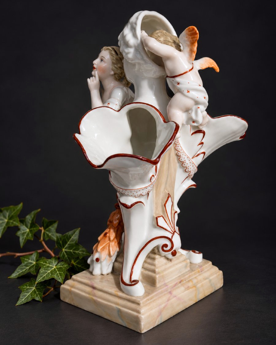 Paire de vases figuratifs en porcelaine polychrome KPM vers 1880 Berlin , Ange / Antique XIXe-photo-3