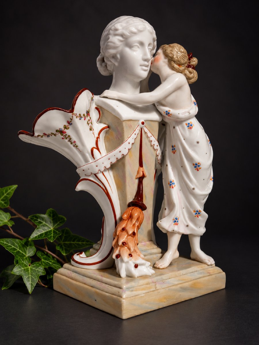 Paire de vases figuratifs en porcelaine polychrome KPM vers 1880 Berlin , Ange / Antique XIXe-photo-4