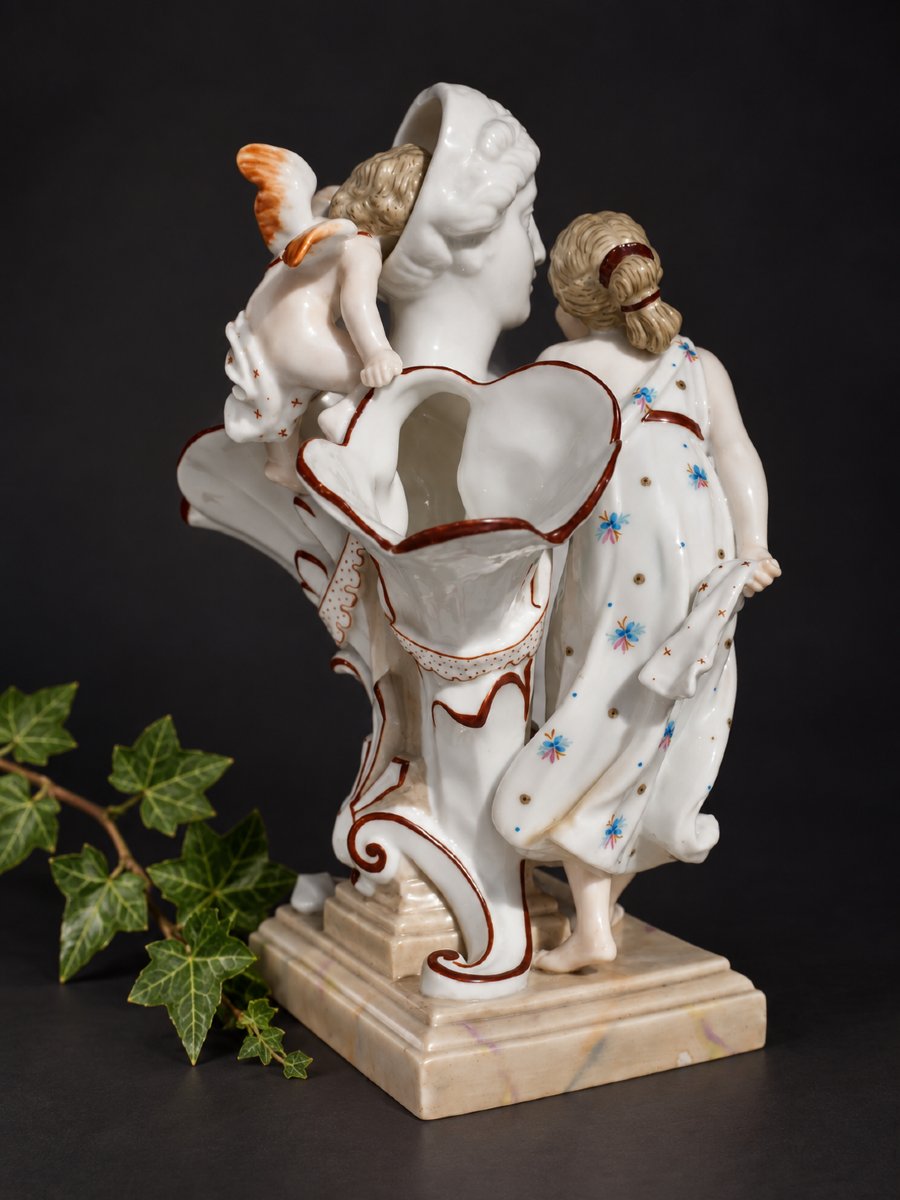 Paire de vases figuratifs en porcelaine polychrome KPM vers 1880 Berlin , Ange / Antique XIXe-photo-7