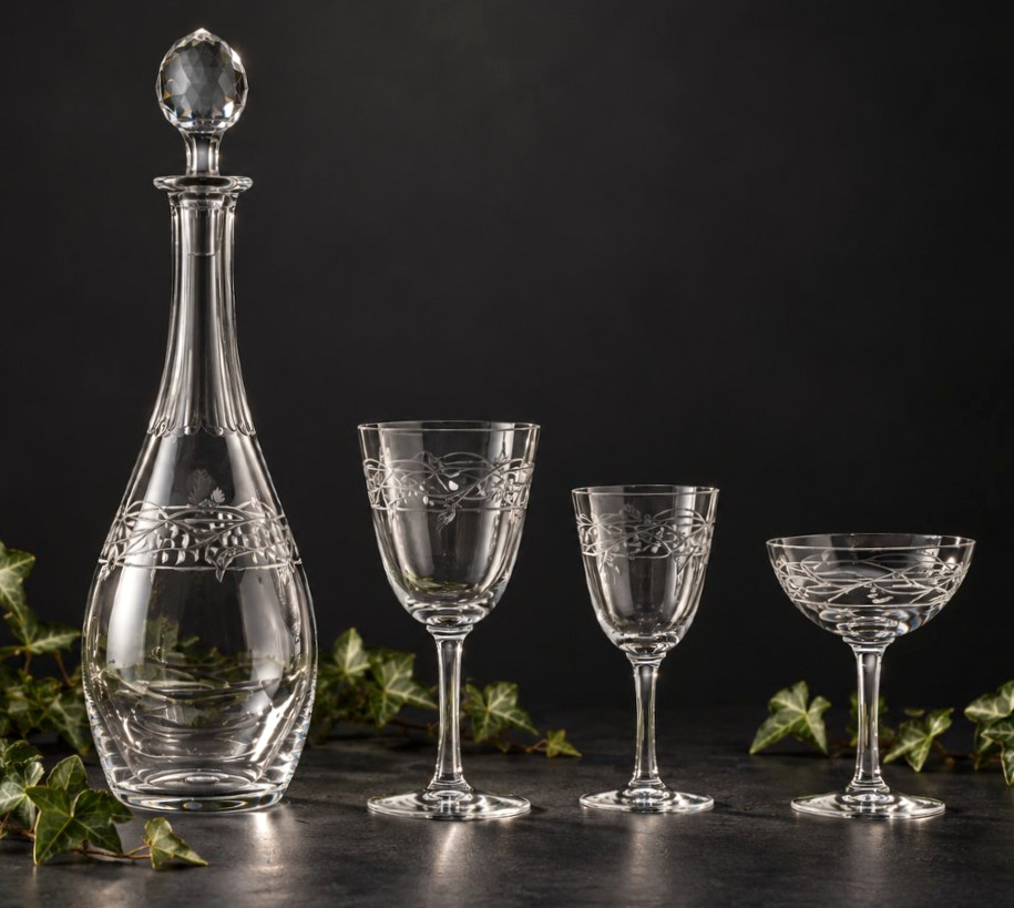 Service De Table En Cristal De Baccarat , Coupes , Carafe , Verres Gravé , 1900 