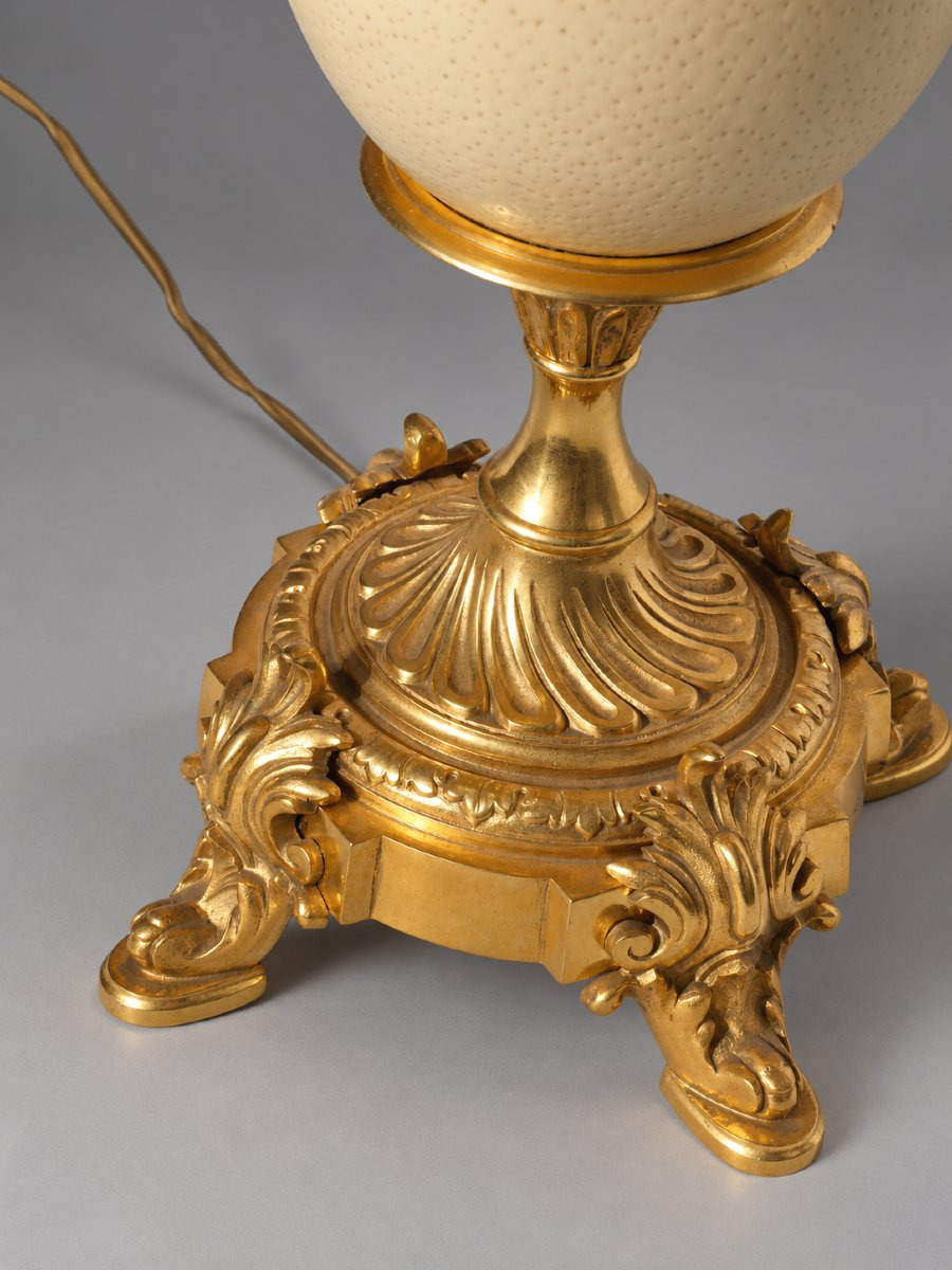 Grande Lampe De Table , Bronze Doré & Oeuf d'Autruche Maison Charles Style Louis XV Design 1970-photo-4