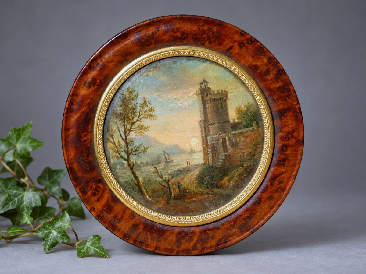 Tabatiere En Ronce De Noyer,  Miniature Peinte, Paysage Au Château – Époque Charles X , Boite