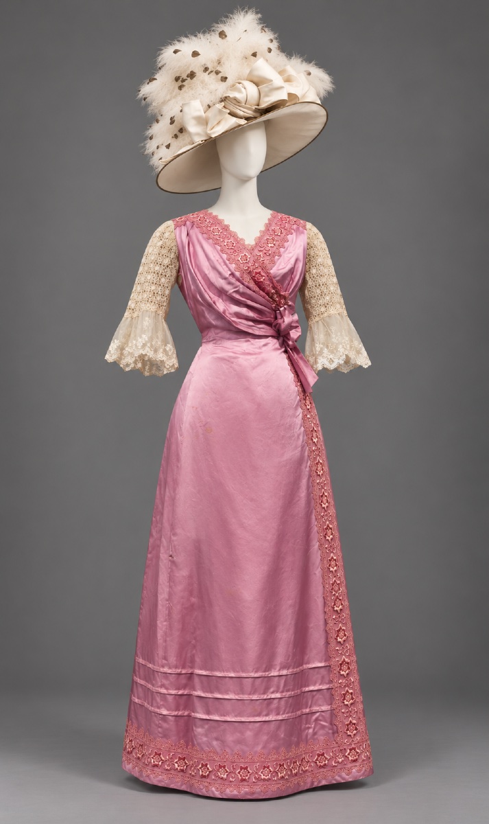 1910s Day Dress, Belle époque, Pink Silk, Vintage Lace Outfit Inspired By *titanic*-photo-4