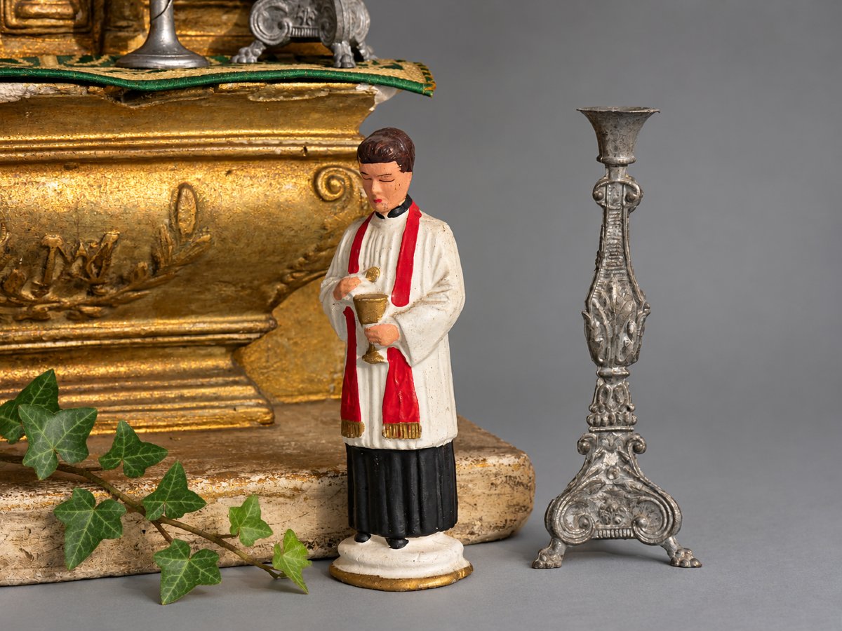 Antique Altar Set – Miniature Gilded Plaster Altar And Accessories – Circa 1900, Dinette -photo-1