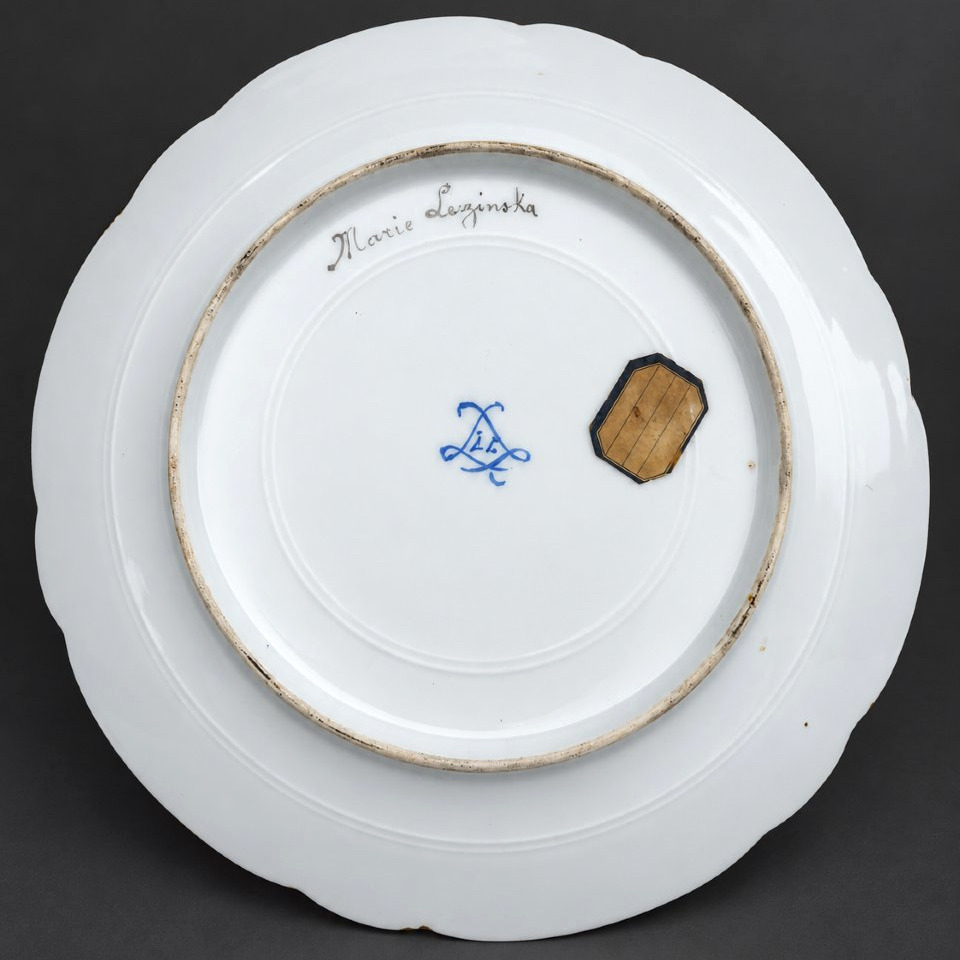 Royalist Porcelain Plate In The Sèvres Style, Portrait Of Queen Marie Leszczyńska, 19th Century-photo-4