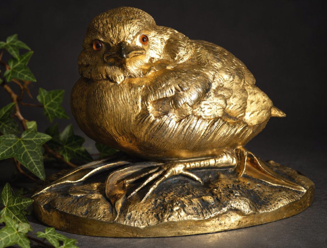 Animal-themed Bronze Sculpture, Louis Villeminot: Gilded Bronze Sparrow With Sulfide Eyes, 19th Century