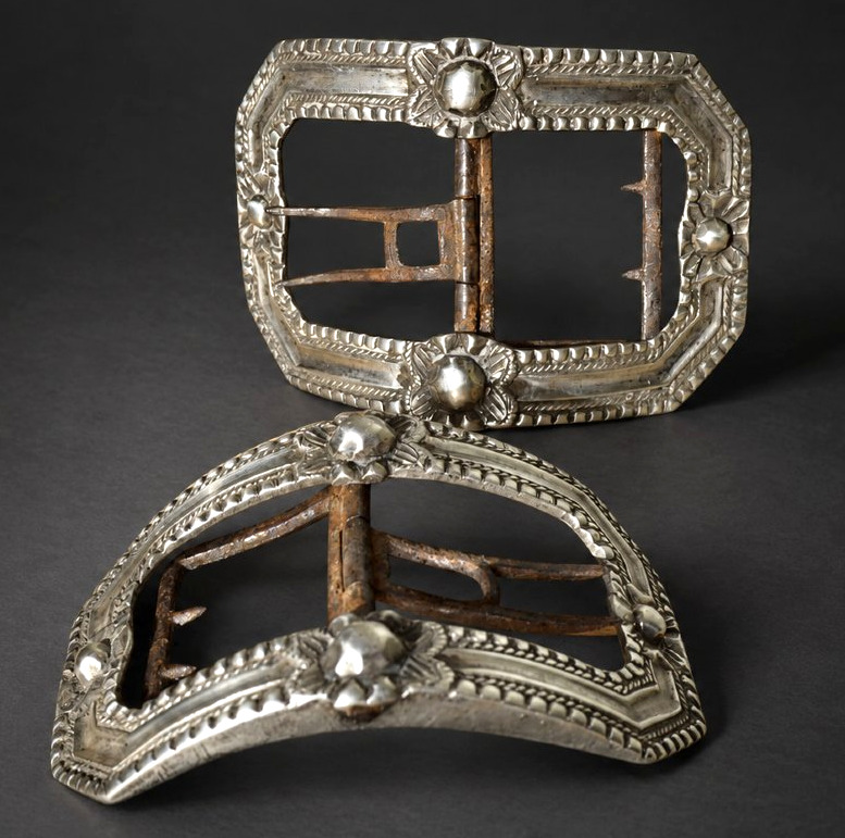 Paire De Boucles De Souliers En Argent Massif XVIIIe siècle , Mode / Chaussures-photo-3