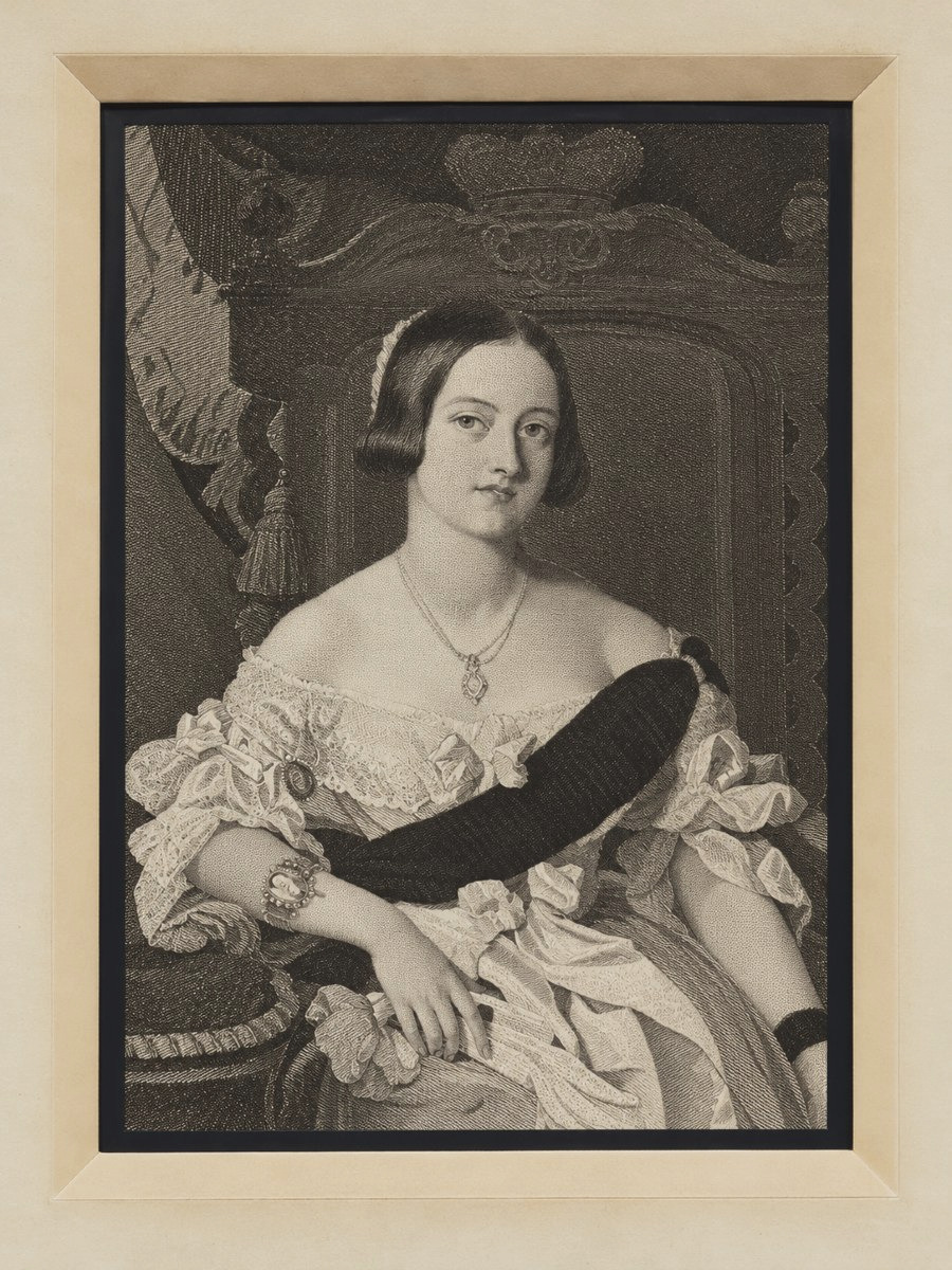 Cinq Portraits Sur Soie : Napoléon Ier & III, Eugénie, Victoria & Albert – XIXe siècle -photo-3