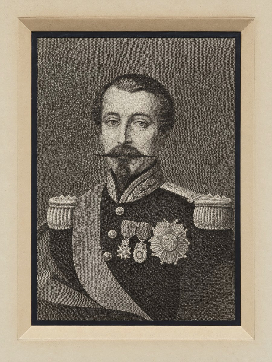 Cinq Portraits Sur Soie : Napoléon Ier & III, Eugénie, Victoria & Albert – XIXe siècle -photo-4