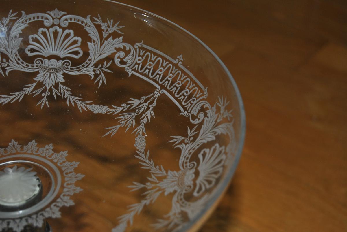 Large Fruit Bowl Cup Engraved Crystal Baccarat, Poli / Frosted Nineteenth, Masks-photo-2