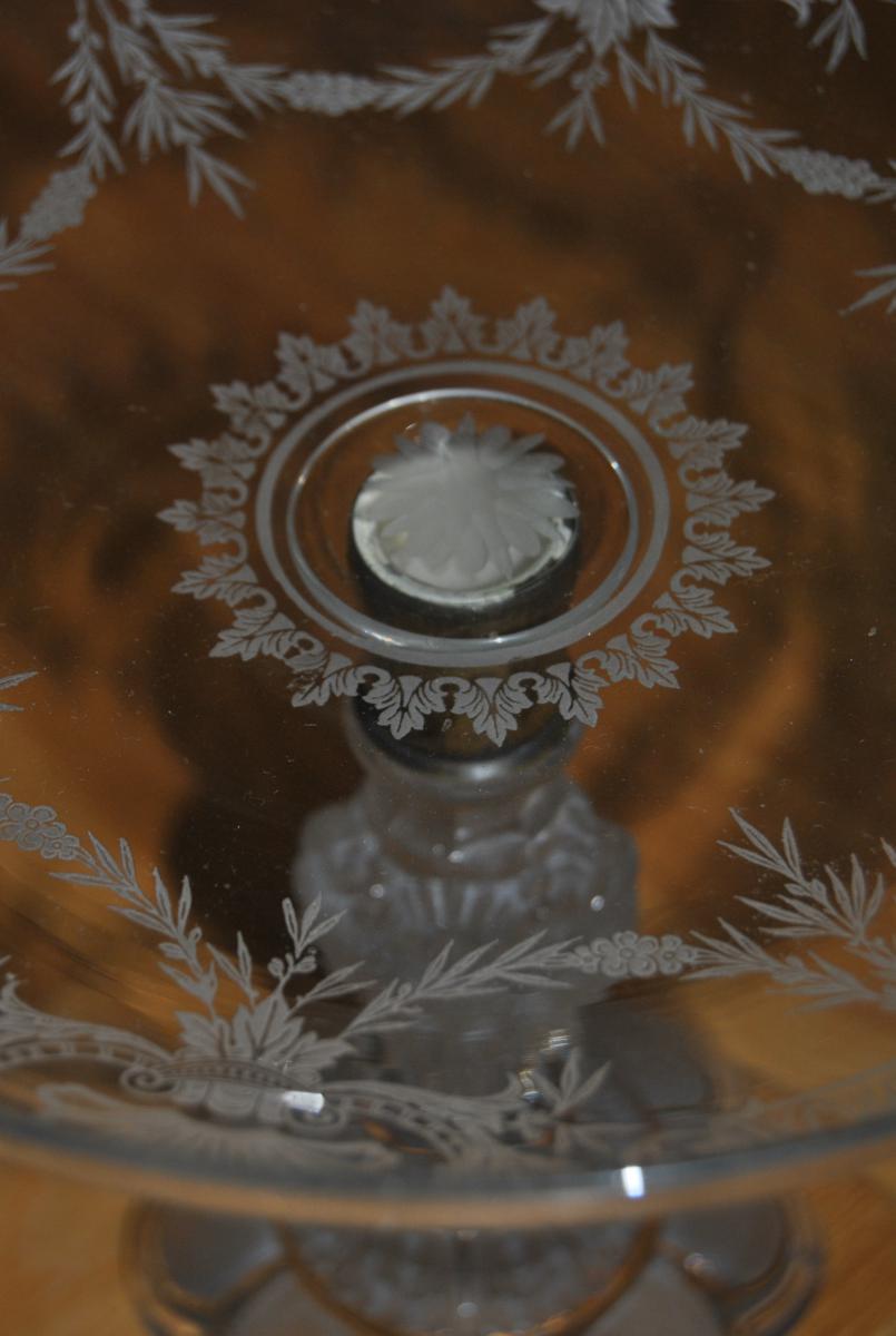 Large Fruit Bowl Cup Engraved Crystal Baccarat, Poli / Frosted Nineteenth, Masks-photo-3