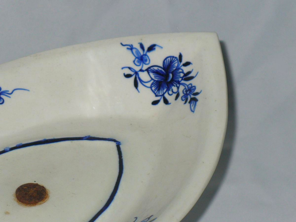 Tournai / Arras Tender Porcelain Shuttlecock, Blue Flower Decor-photo-1