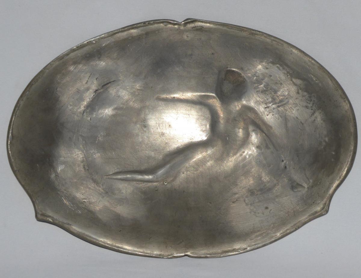 Flat Art Nouveau Era, Nymph And Cherub, Low Relief Pewter, Signed Jean Garnier 1900-photo-1