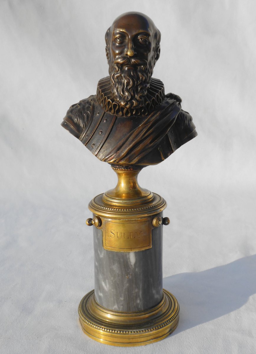 Sculpture Buste En Bronze époque Restauration , Duc De Sully Ministre Du Roi De France Henri Iv
