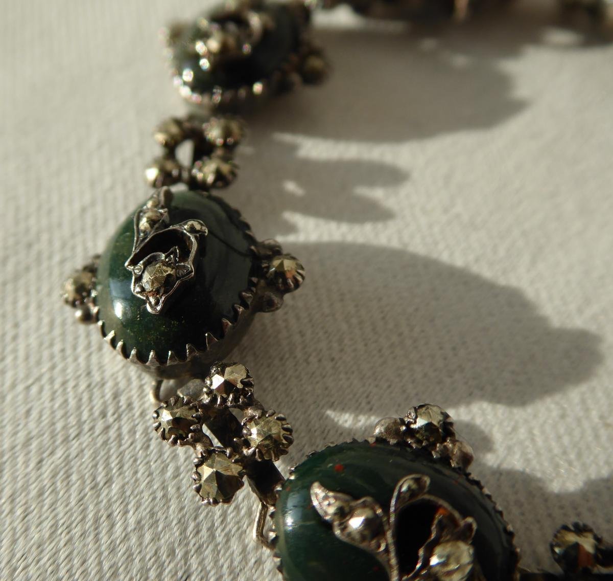 Napoleon III Bracelet Jasper Heliotrope & Berlin Steel, Green Pearls Empire Jewel Nineteenth-photo-5